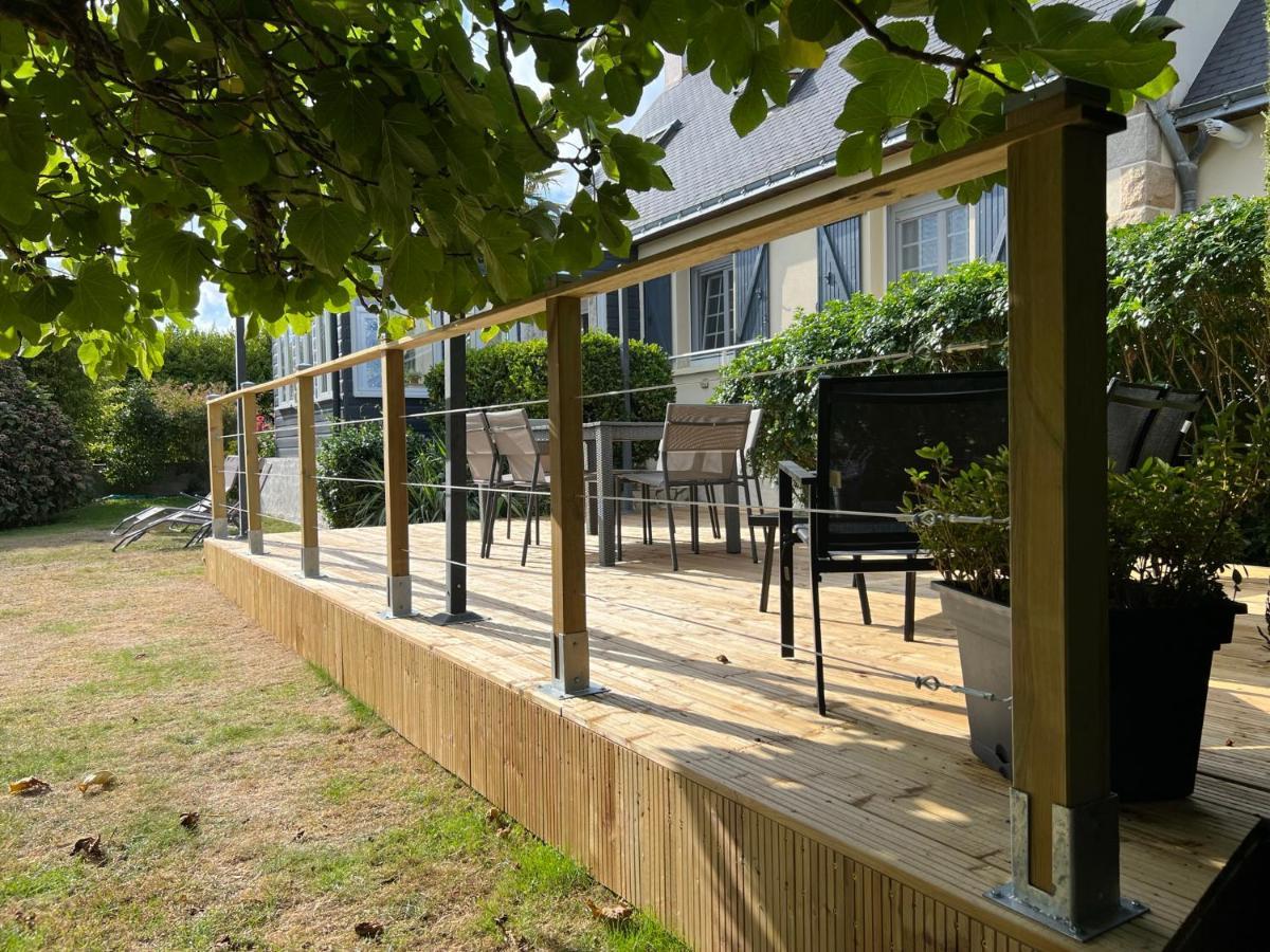 Les Camelias Bed and Breakfast Binic Exterior foto