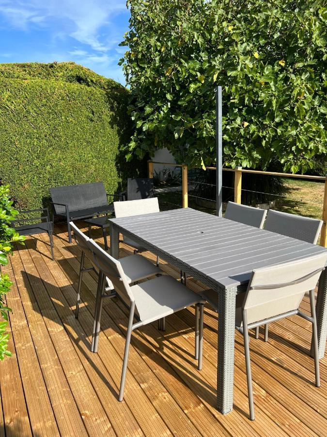 Les Camelias Bed and Breakfast Binic Exterior foto